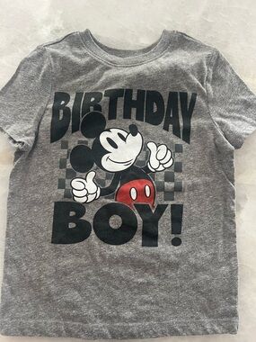 Old Navy gray short sleeved Mickey birthday boy shirt, 4t